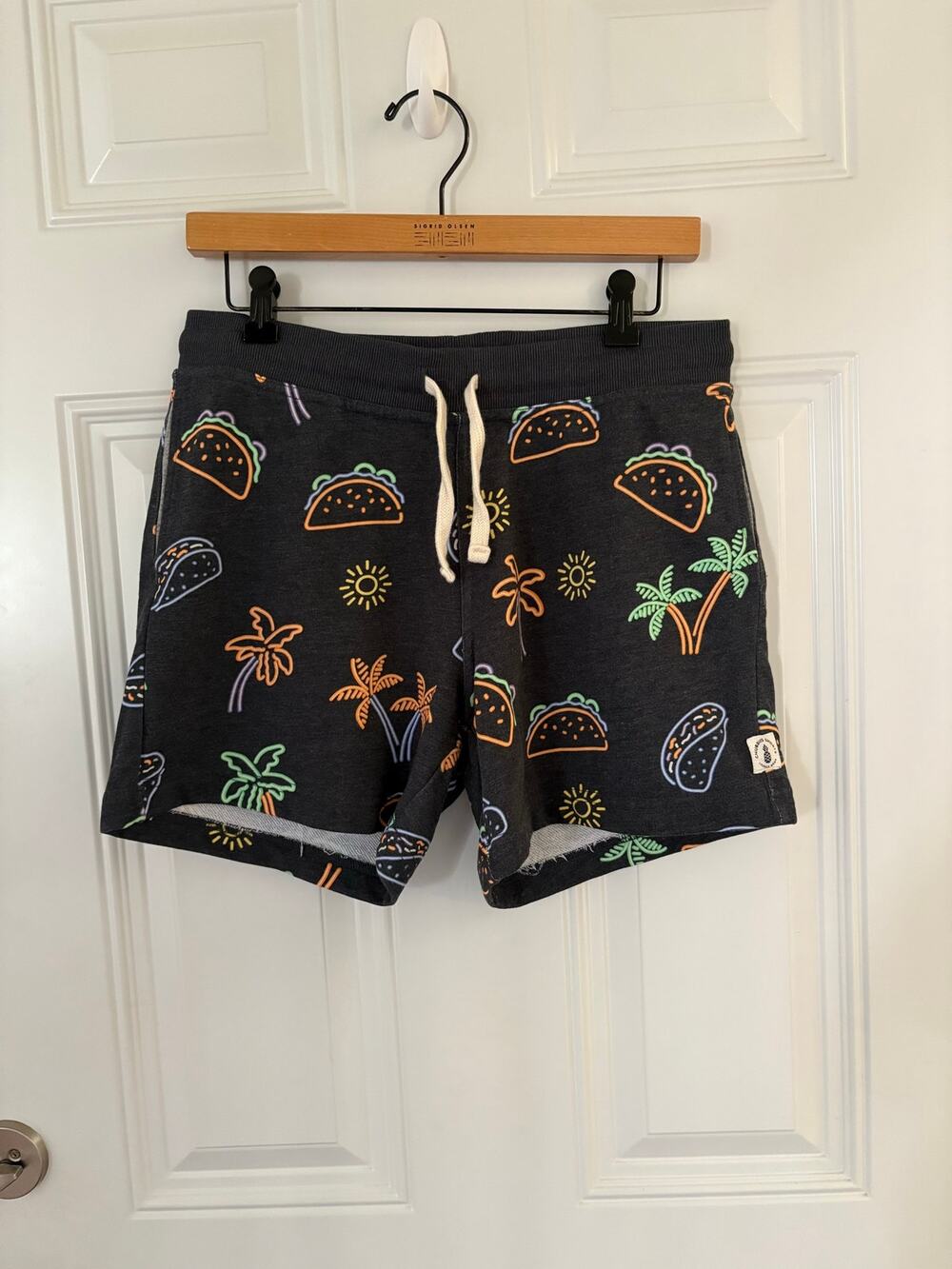 Chubbies Lounge Shorts Tacos Palm Trees Neon Print Small 5.5”